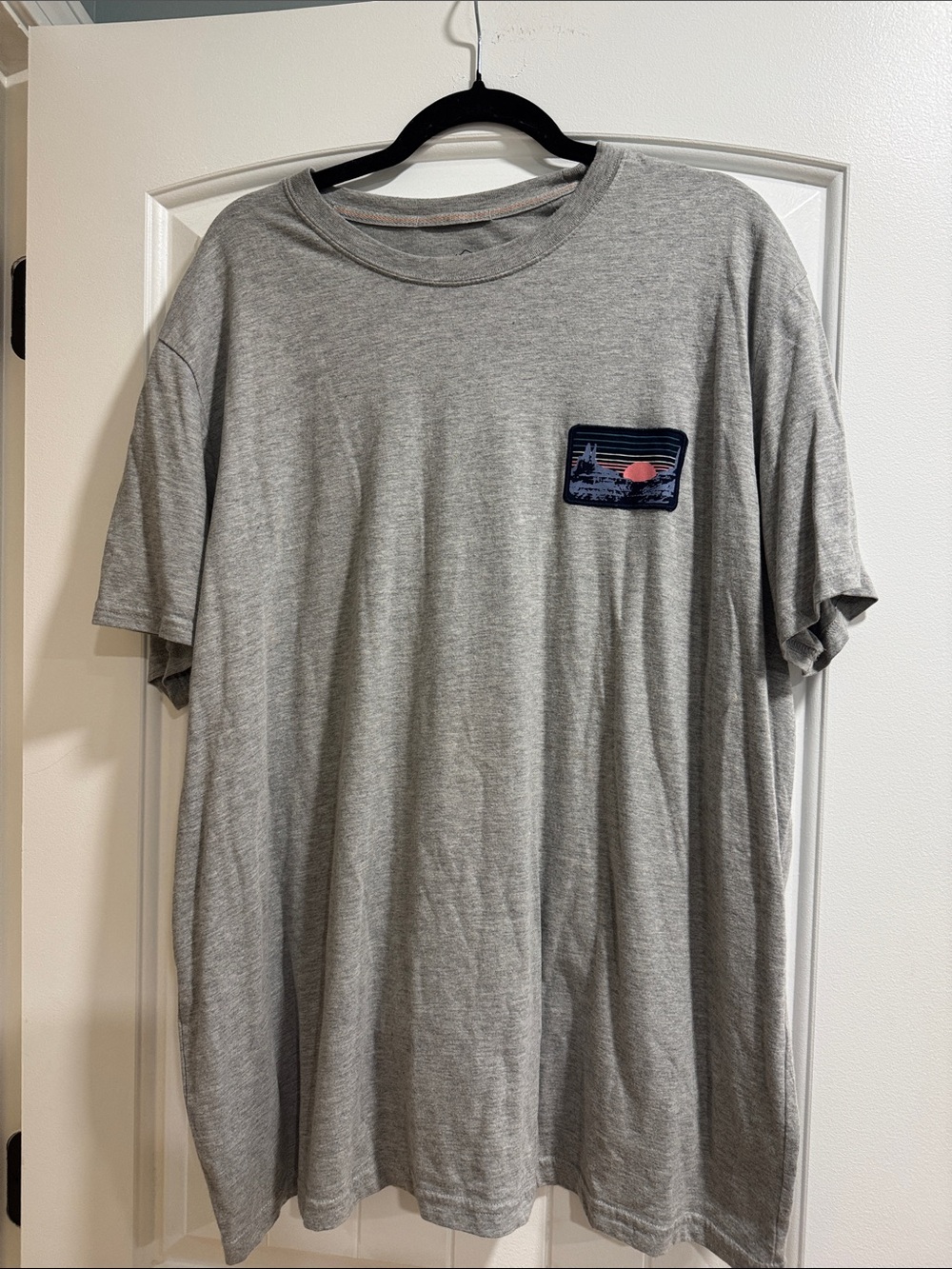 St. John's Bay Heather Gray Short Sleeve Tee with Navy & Coral Patch